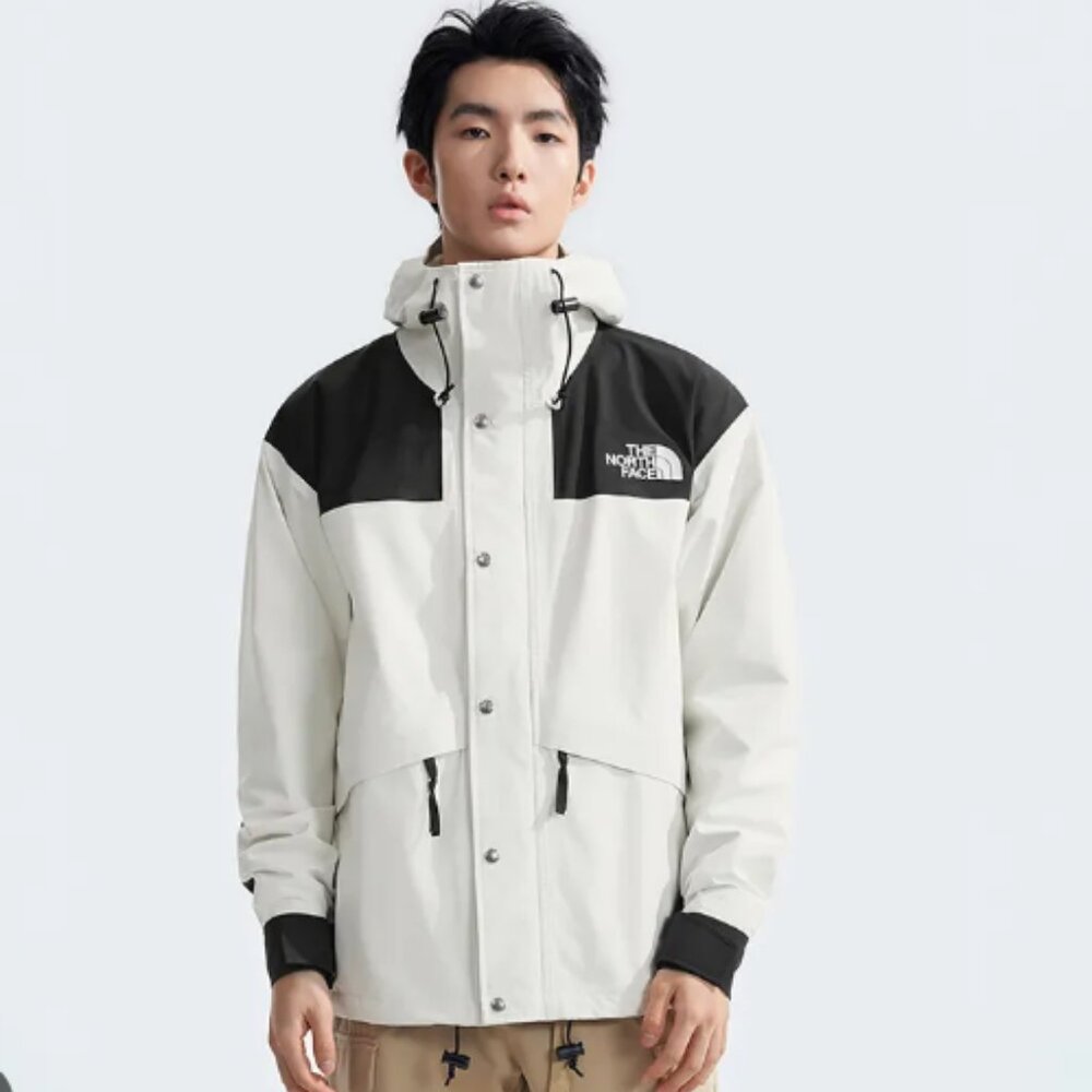 The North Face 1986 Retro Futurelight Mountain Colorblock Jacket Unisex White
